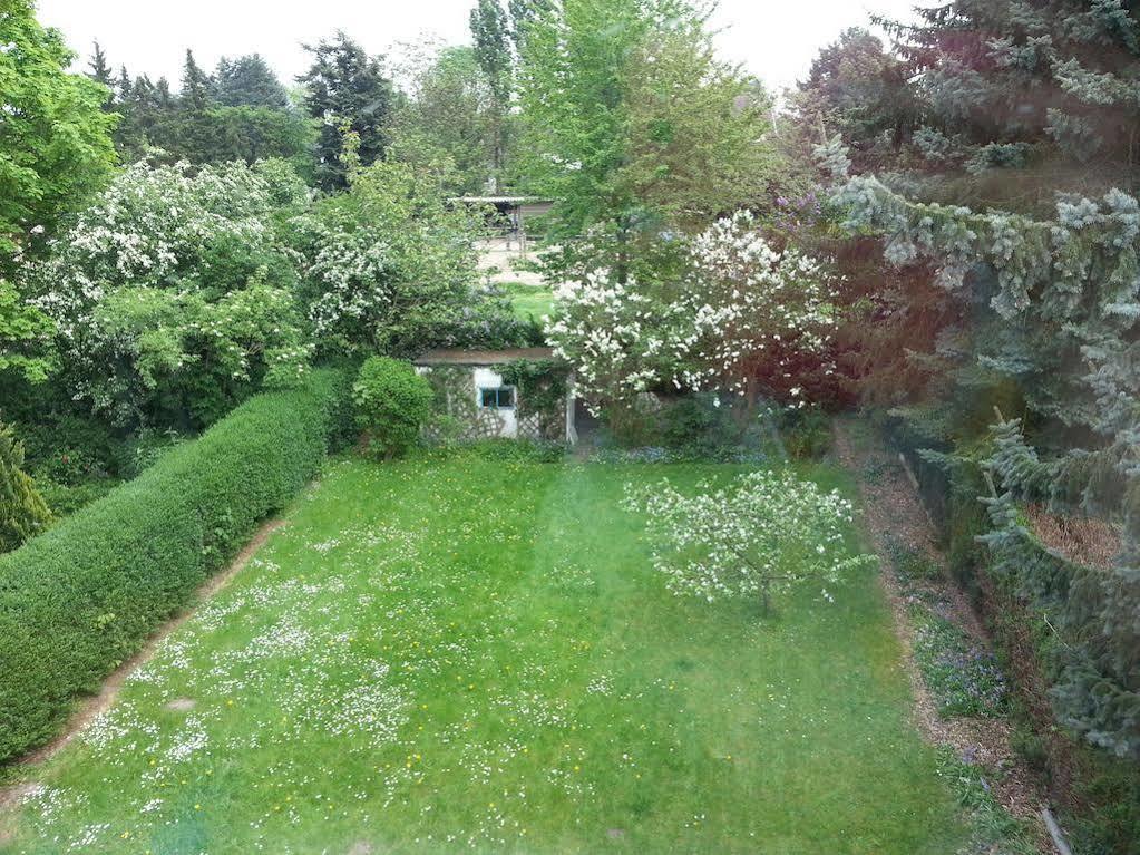 Apartmenthaus Sonnen Düsseldorf Exterior photo